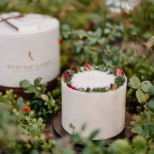 Decorated Soy Wax Candle ROSE AND MOSS